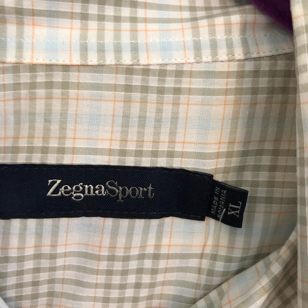 Vintage Button-Up - Picture 5 of 6